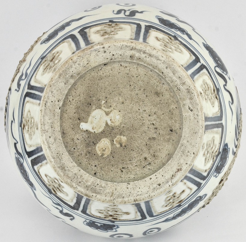 Phoenix Carved Jar, Ming Dynasty